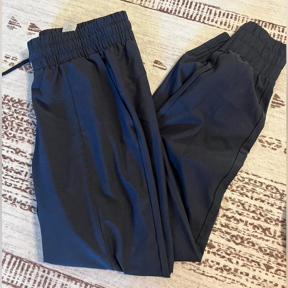 Zyia Active women's size large black activewear joggers